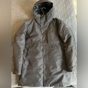 Arc’teryx Therme Parka